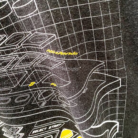 NINTENDO ENTERTAINMENT SYSTEM Controller Shirt Sz M - Picture 4 of 5